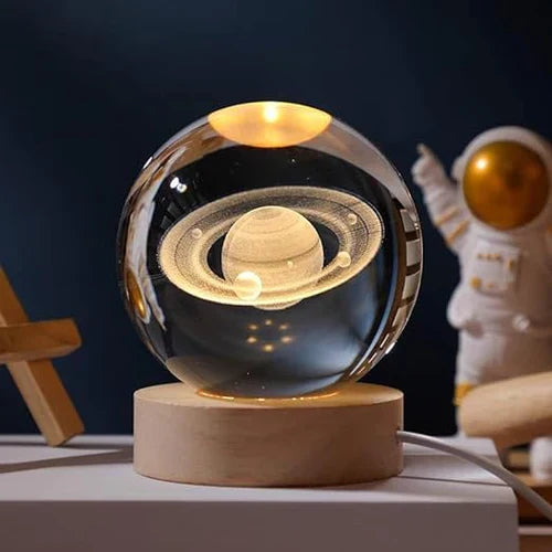AstroGlobe 3D Lamp – Bolvormige Houten Tafellamp met Warm LED Licht en Planetenontwerp