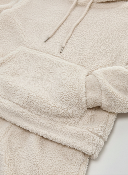 CozyTeddy Lounge Set – Warme Hoodie en Broek van Zachte Teddy-Stof met Kangoeroezak
