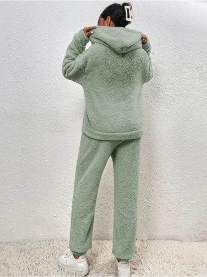 CozyTeddy Lounge Set – Warme Hoodie en Broek van Zachte Teddy-Stof met Kangoeroezak