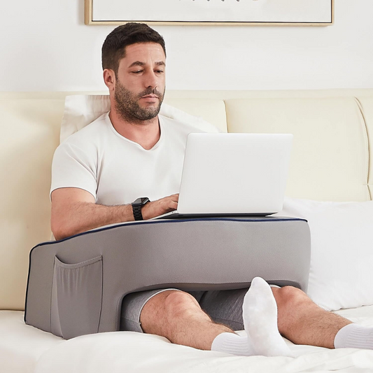 Laptophouder met Geheugenschuim | Ergonomisch Laptopkussen voor Bed & Bank