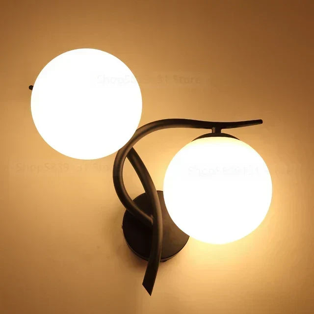 Scandinavische Ijzeren Wandlamp met LED – Minimalistische Verlichting voor Woonkamer & Slaapkamer