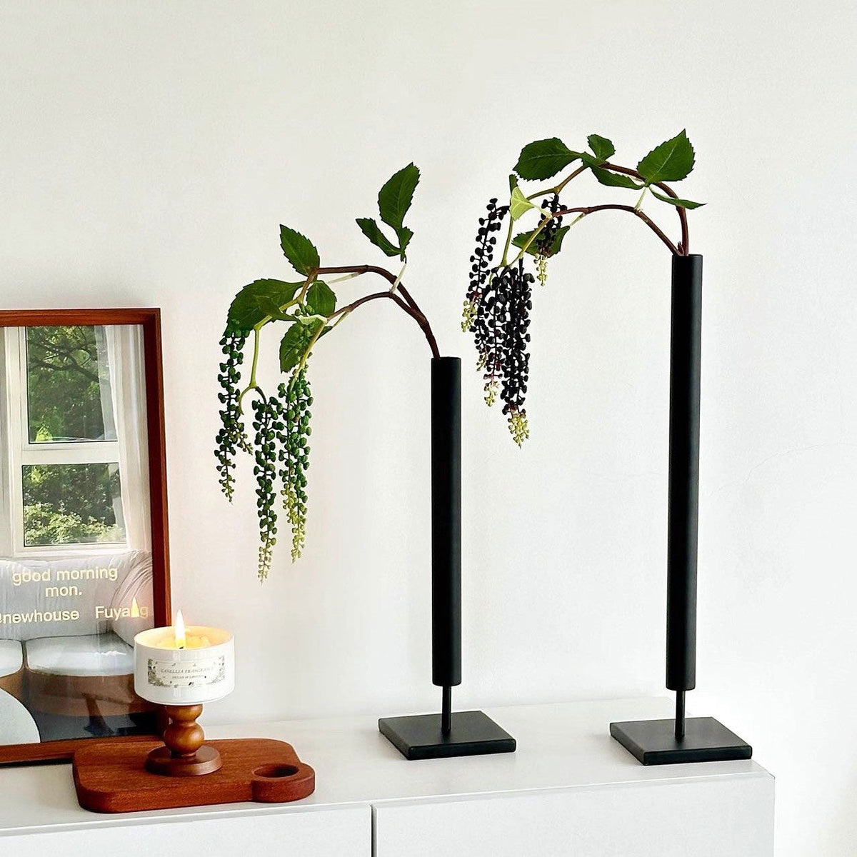Elegante Metalen Kaarsenhouder met Minimalistisch Design