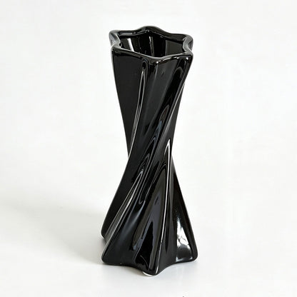 Gedraaide Keramische Vaas - Modern Design