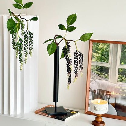 Elegante Metalen Kaarsenhouder met Minimalistisch Design
