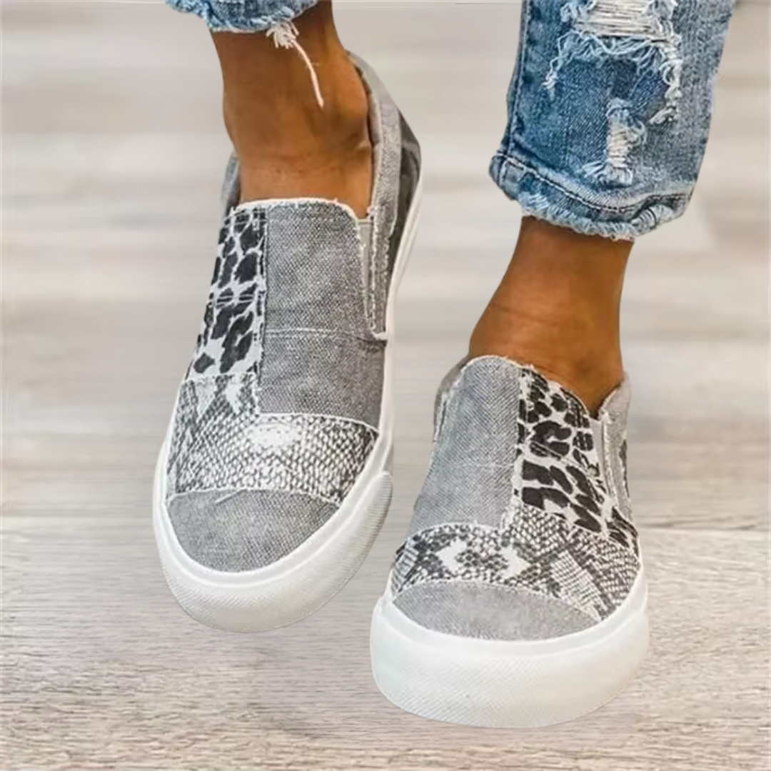 Slip-on Damesneakers met Streetlook en Elastische Inzet – De Ruwe Instapper
