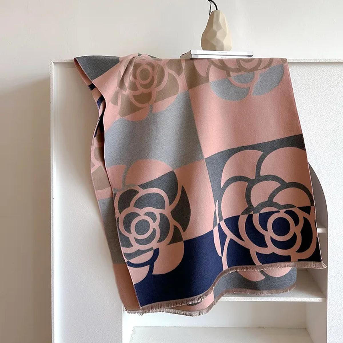 Omkeerbare Kasjmier Wintersjaal met Gedrukt Patroon – Elegant en Warm