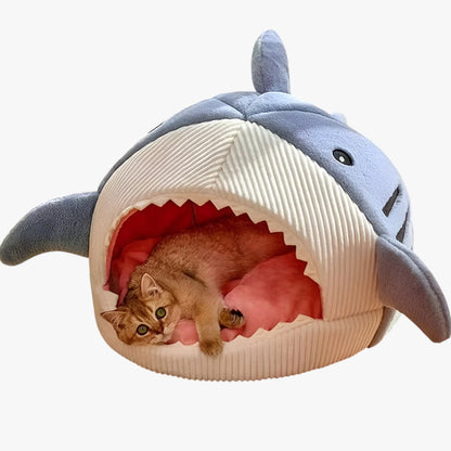 SoftBloom Haai Kattenbed – Gezellige Schuilplaats voor Binnen