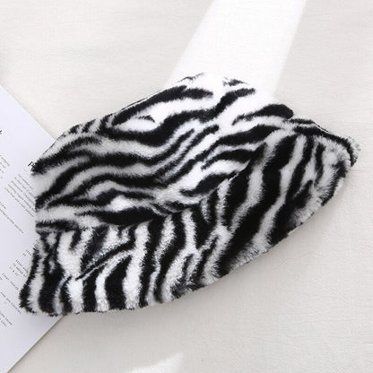 Fluweelzachte WinterHoed LuxePluche – Warme Unisex Bucket Hat voor Koude Dagen