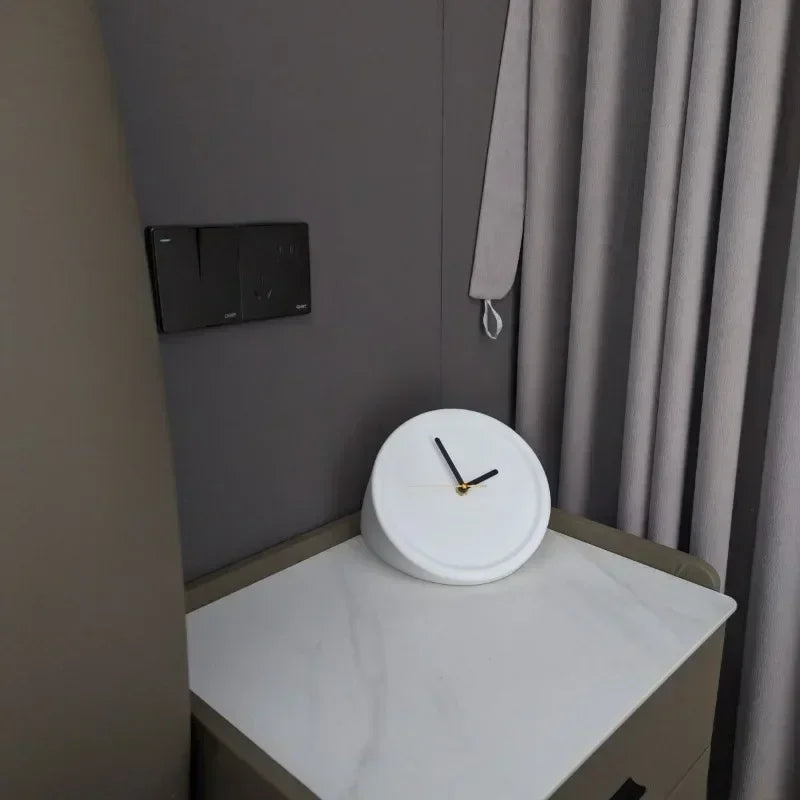 Hoekwandklok 3D-geprint - Modern design voor kleine ruimtes
