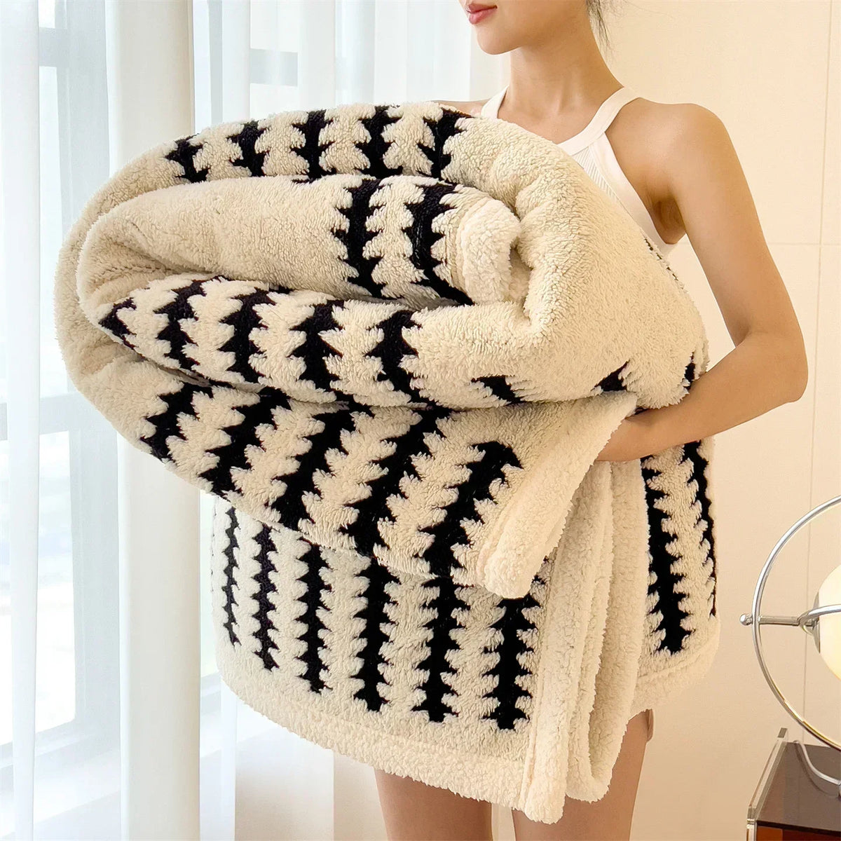 Scandinavische Dubbelzijdige Fleece Warmtedeken met Geometrisch Patroon