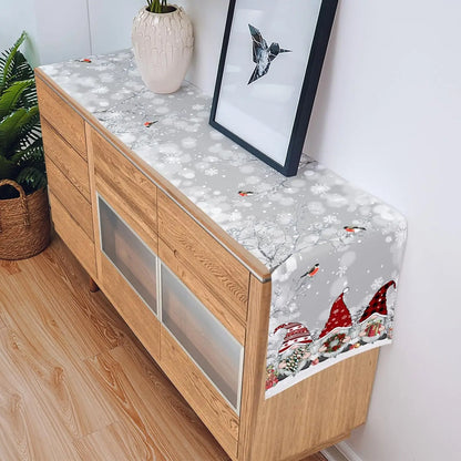 SneeuwKabouter Kerst Tafelloper – Luxe Linnen Tafelloper met Sneeuwvlok en Kabouterdesign