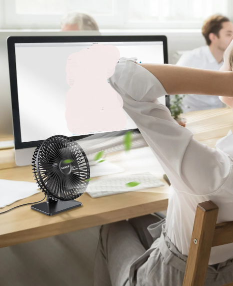 Mira Oscillerende USB Ventilator – Stil, Compact & 4 Snelheden voor Bureaus en Nachtkastjes