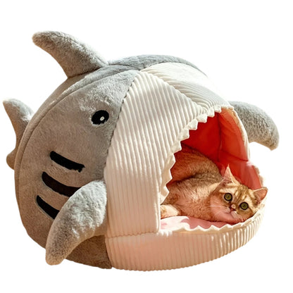 SoftBloom Haai Kattenbed – Gezellige Schuilplaats voor Binnen