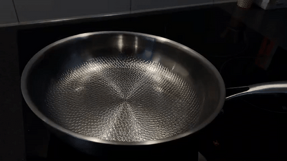 Titanpan – Gesmede Titanium Koekenpan Zonder Coating, Krasvast en Hittebestendig