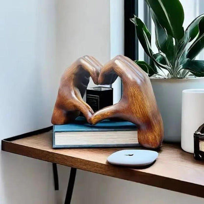 LoveSculpt Houten Hartdecoratie – Handgemaakt Symbool van Liefde