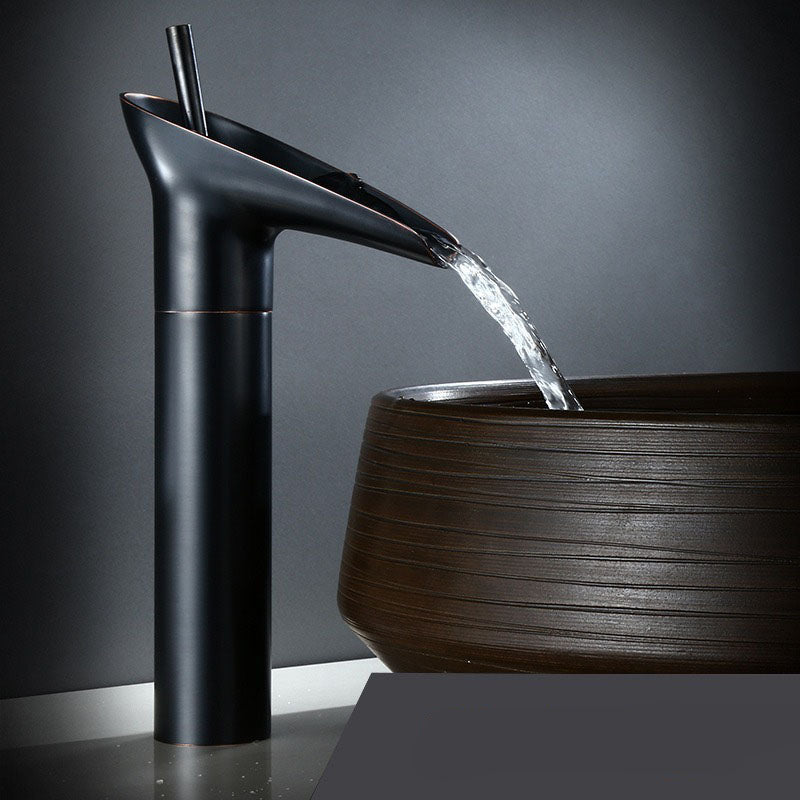 Antieke Messing Wastafelkraan - Watervaluitloop en Enkelvoudige Hendel