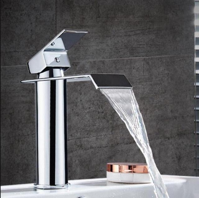 Messing Waterval Wastafelkraan met Mengfunctie - Elegante Badkamerkraan