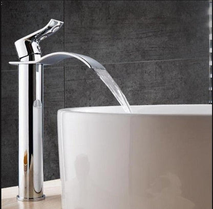 Messing Waterval Wastafelkraan met Mengfunctie - Elegante Badkamerkraan