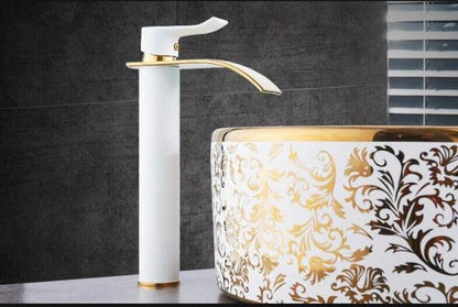 Messing Waterval Wastafelkraan met Mengfunctie - Elegante Badkamerkraan