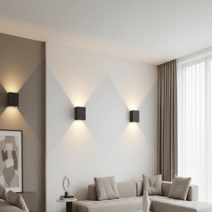 Verstelbare draadloze LED-wandlamp met USB-oplaadbare batterij