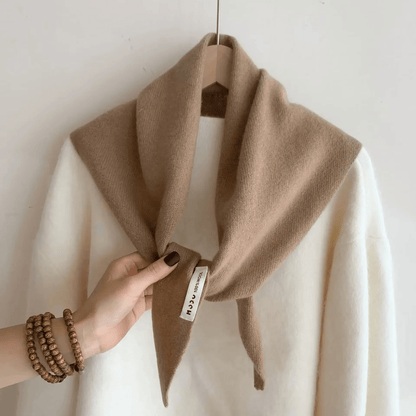 WoolWeave Triangular Knitted Scarf – Soft Wool Blend Wrap for Warmth and Style