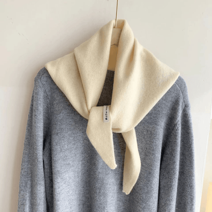 WoolWeave Triangular Knitted Scarf – Soft Wool Blend Wrap for Warmth and Style