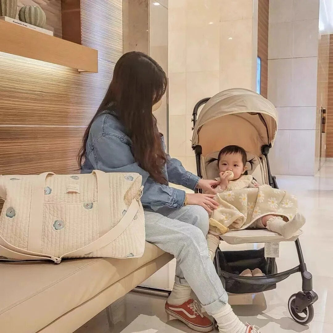 Zorglijn Luxe Materniteitstas met Ruim Hoofdvak en Zachte Afwerking