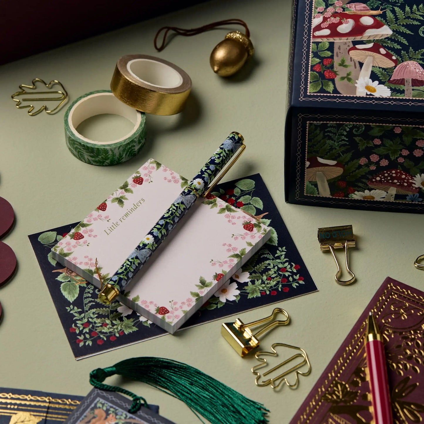 CraftJoy Creatieve Adventskalender – 24x Schrijf- en Knutselartikelen