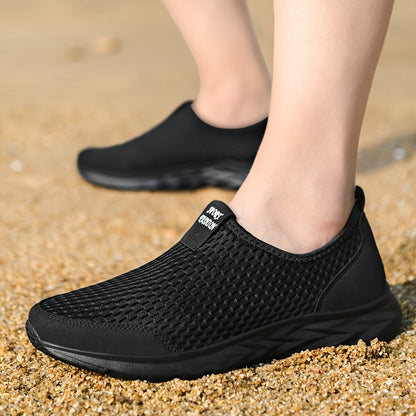Heren Slip-On Sneakers – Ademend Mesh – Lichtgewicht Wandelschoenen