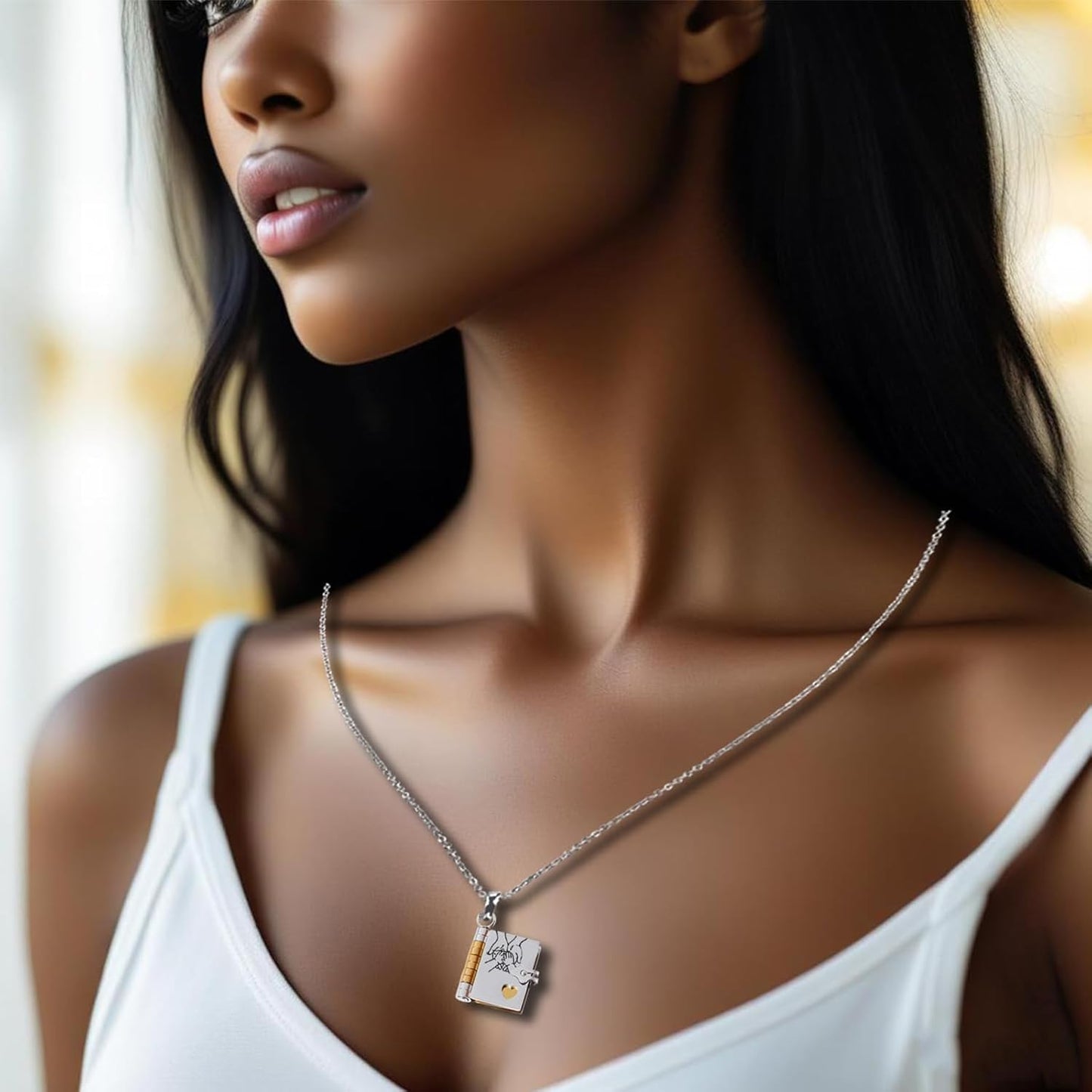 Herinnering Boekhanger Ketting – Symbolisch Sieraad met Liefdevolle Boodschap