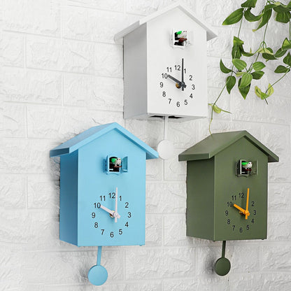 Vogelhuisje Wandklok – Klassiek Design in Blauw, Wit of Groen