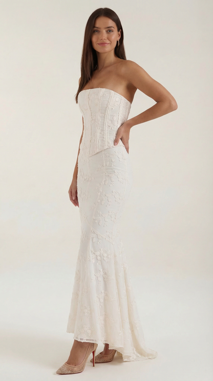 Elegante zeemeermin maxi-jurk met kanten lijfje en strapless hals