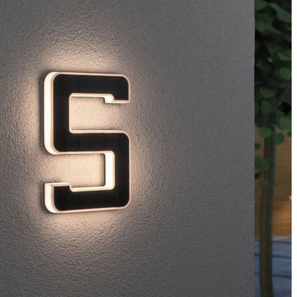 Zonne-energie huisnummerverlichting met LED en schemersensor