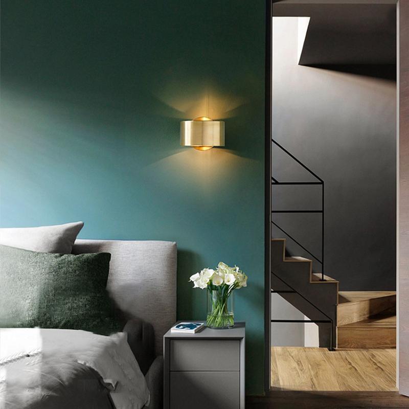 Geanodiseerde Messing Up & Down Wandlamp met Minimalistisch Ontwerp
