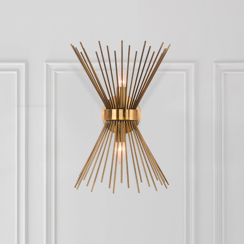 Messing Stervormige Wandlamp met Sculpturaal Stralend Ontwerp