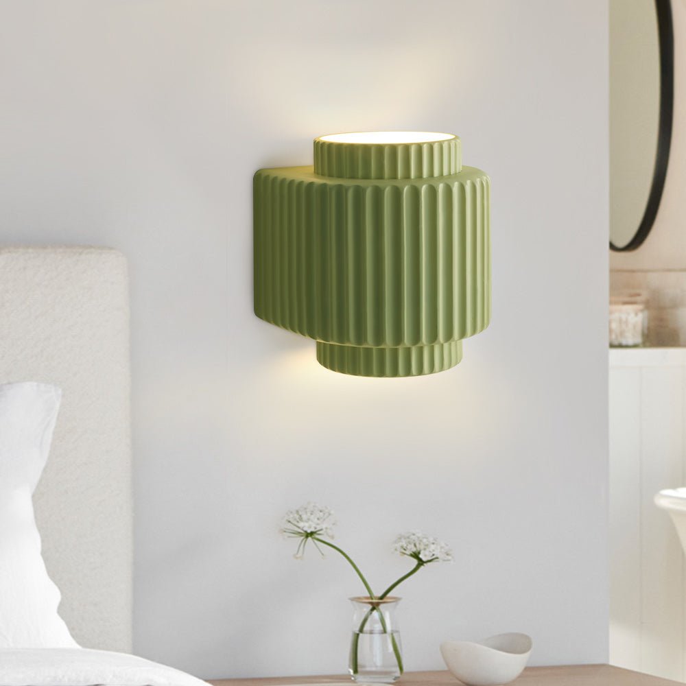 Noordse Geprofileerde Wandlamp met Zacht Op- en Neerlicht