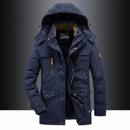 Winterjas met capuchon en bontrand – warm en stijlvol